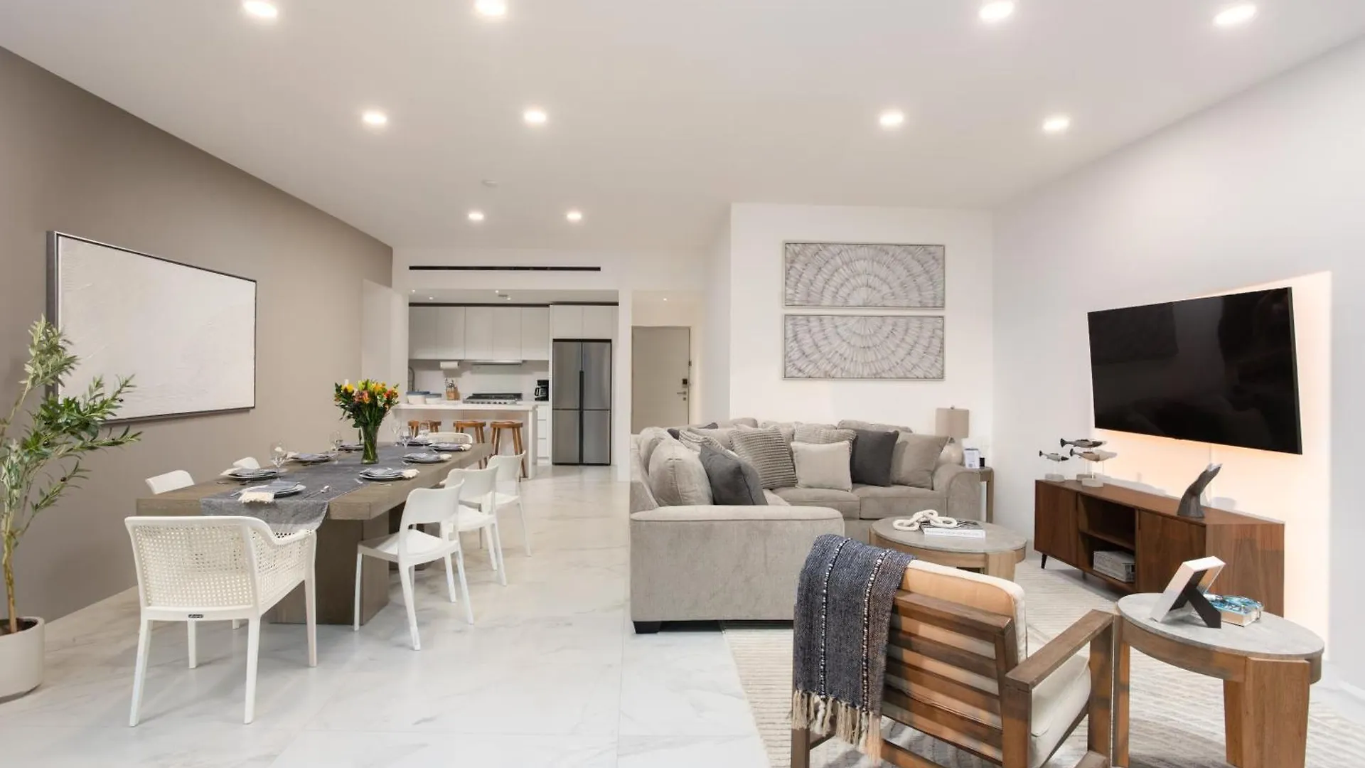 Marea Los Cabos Modern 3 Brd - Prime Location Near Beach & Marina Fast Wifi Cabo San Lucas Apartment